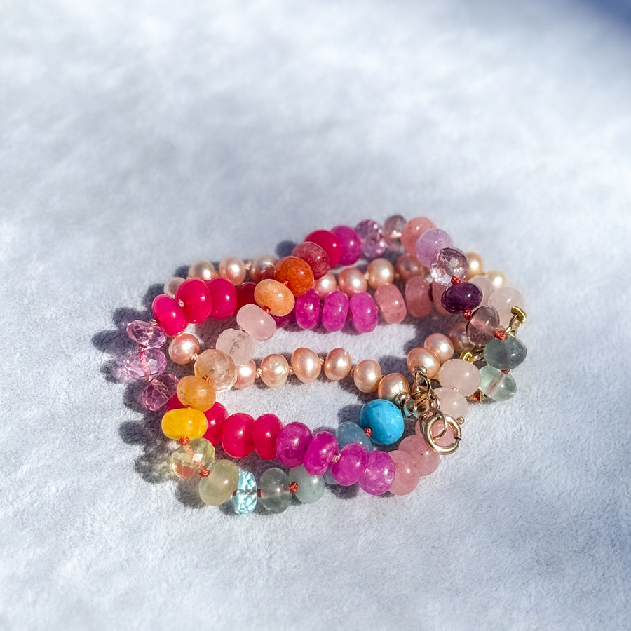 Blush Pearl 14K Gold Bracelet Timeless elegance – handcrafted with love and detail