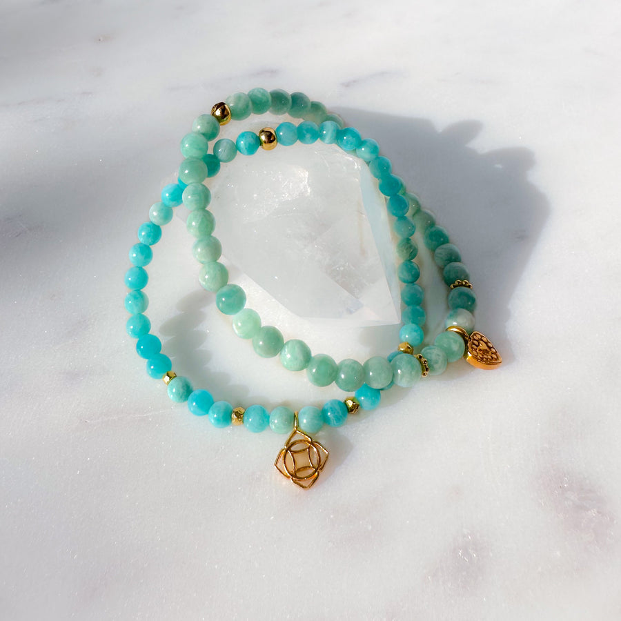 MYSTICAL RIVER Gemstone Bracelet