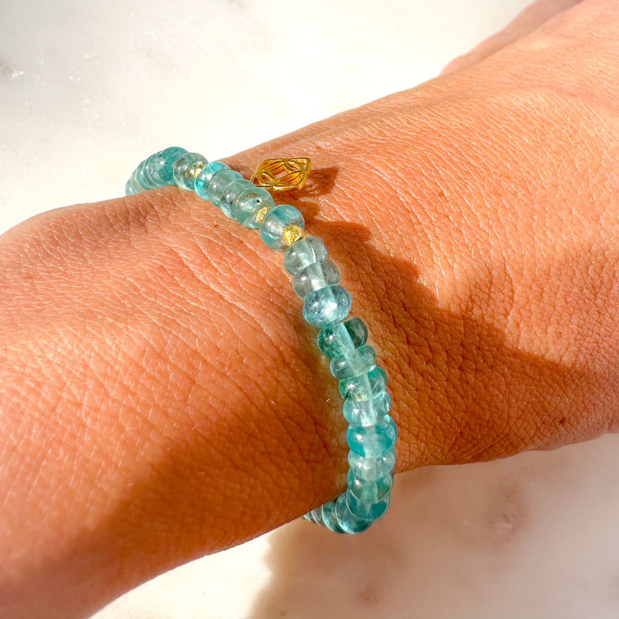 OCEAN SHADES Gemstone Bracelet