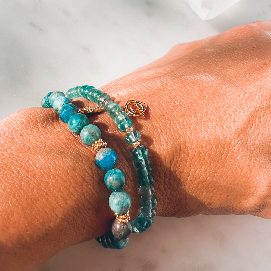 OCEAN SHADES Gemstone Bracelet