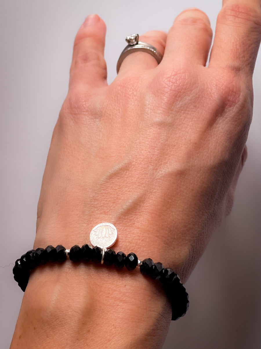 BLACK LUMINANCE Mala-Bracelet