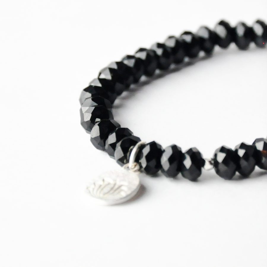 BLACK LUMINANCE Mala-Bracelet